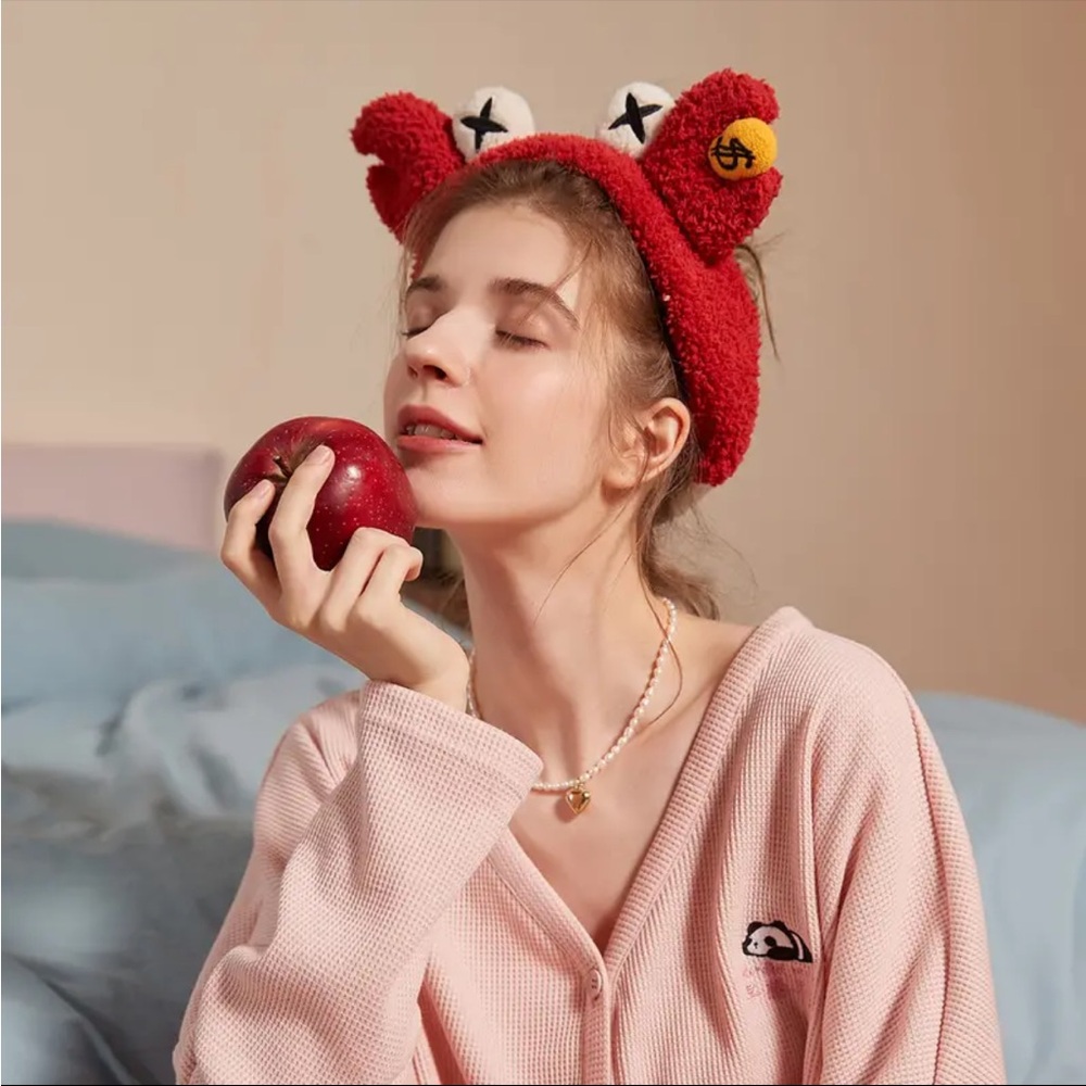 Gukoo Red Crab Shape Hairband
